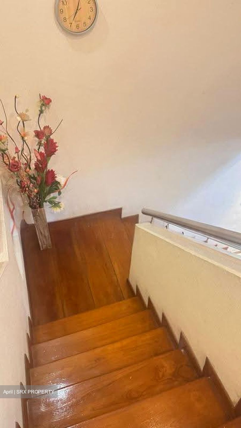 Blk 142 Bukit Batok Street 11 (Bukit Batok), HDB Executive #619287561